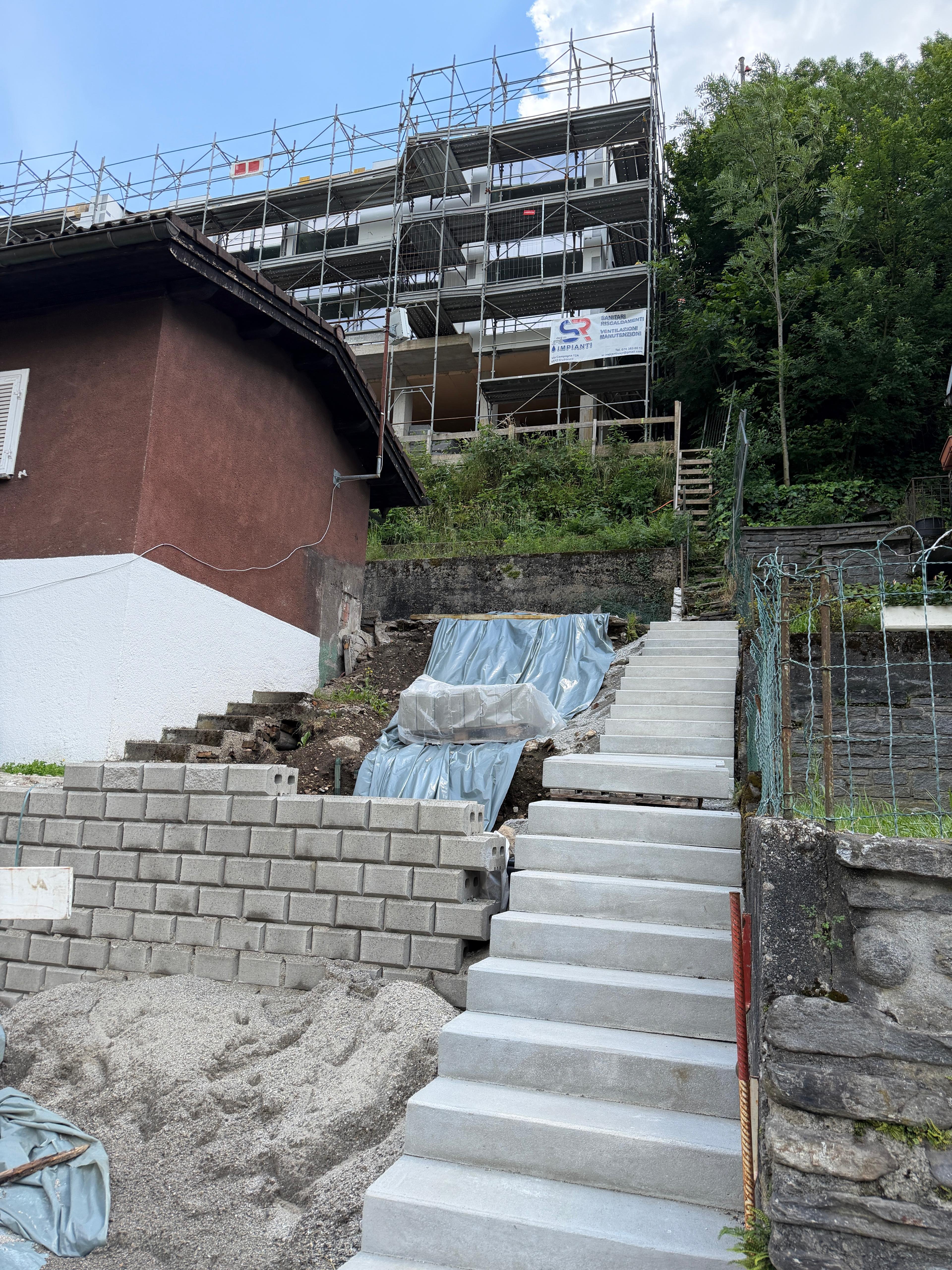 Neubau DEFH in Roveredo