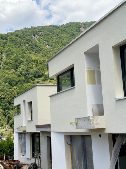 Neubau DEFH und EFH in Roveredo